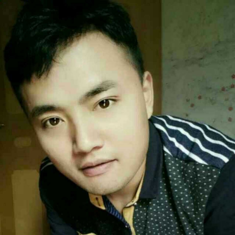 小牛的第一张照片--全国闪婚服务中心