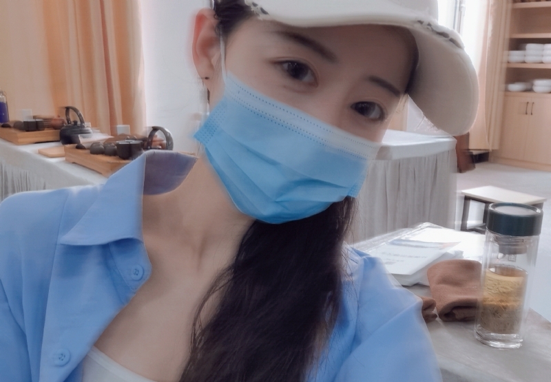 木头人的第一张照片--全国闪婚服务中心