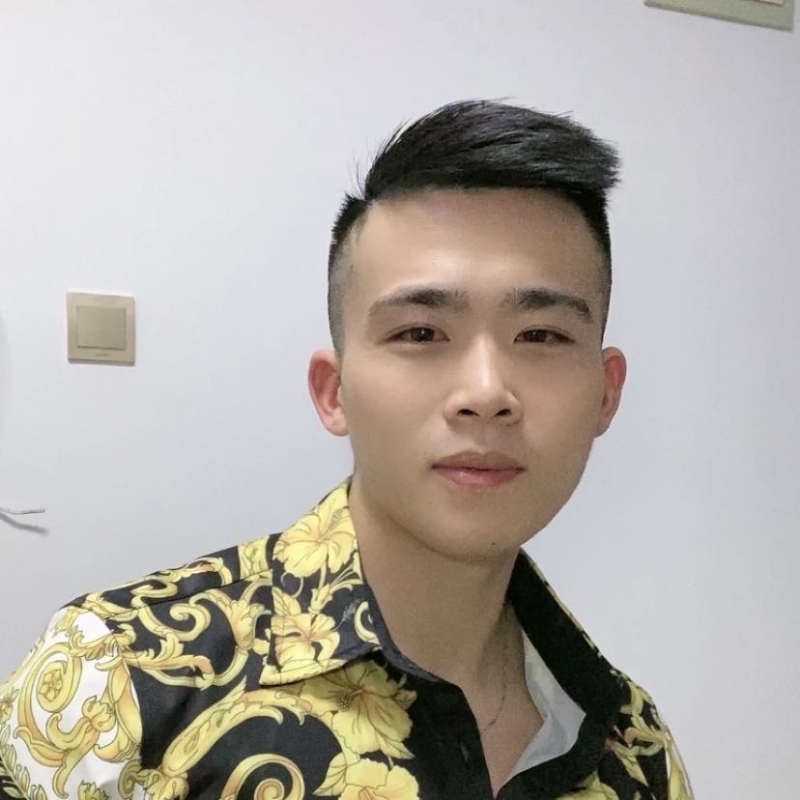 迷彩冲锋衣的第一张照片--全国闪婚服务中心