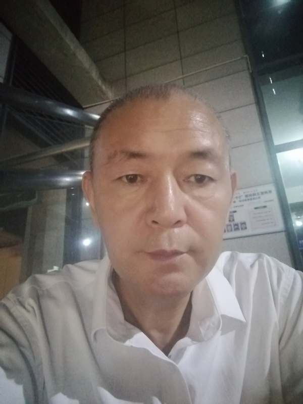 老李的第一张照片--全国闪婚服务中心